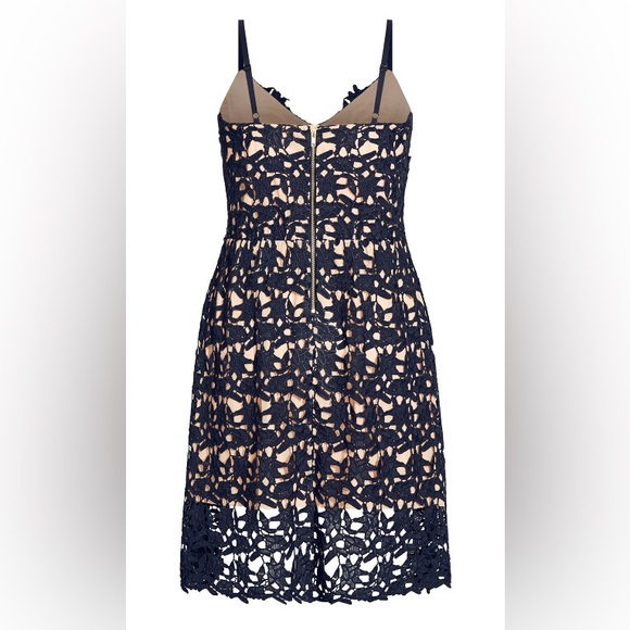 City Chic Floral Lace Dress Navy Blue Wedding Victorian Dark Romantic Plus Sz 16 - Picture 9 of 12